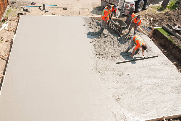 Best Driveways & Floors  in Florissant, MO