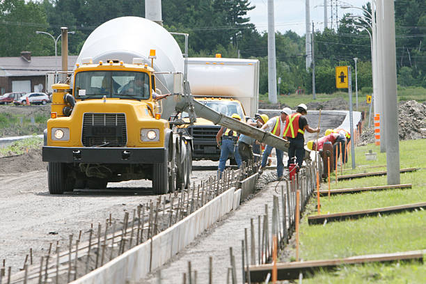 Best Custom Concrete Contractor  in Florissant, MO